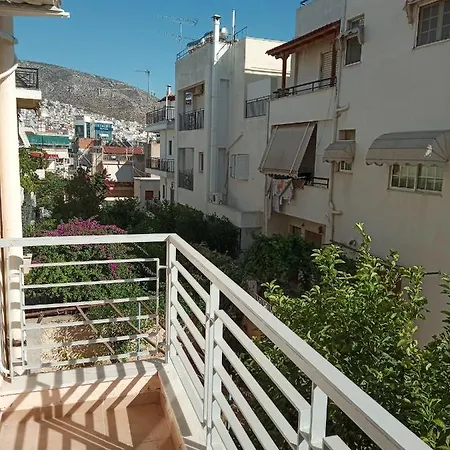 ιδανικό δίπλα στο μετρό, ανάμεσα στο κέντρο και τη παραλία